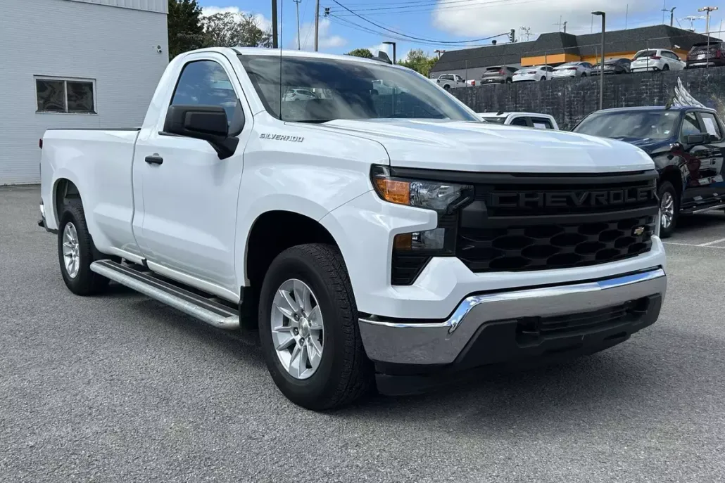 2024 Chevrolet Silverado 1500 photo 1