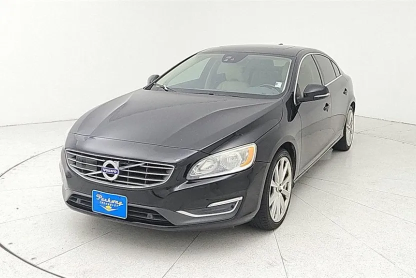 2018 Volvo S60 Inscription photo 1