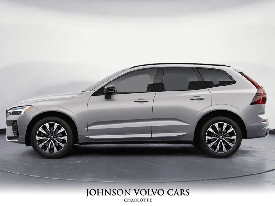 2025 Volvo XC60 B5 Plus photo 1