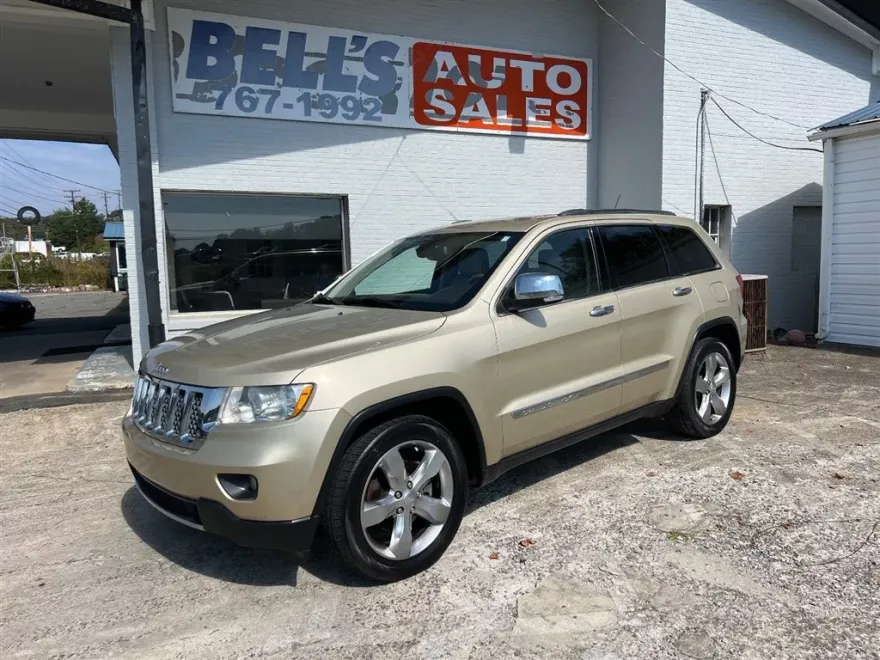 2011 Jeep Grand Cherokee Overland photo 1
