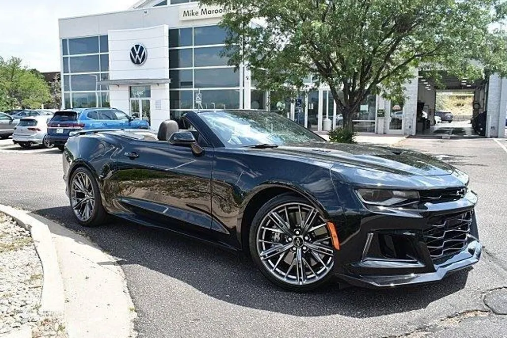 2023 Chevrolet Camaro ZL1 photo 1