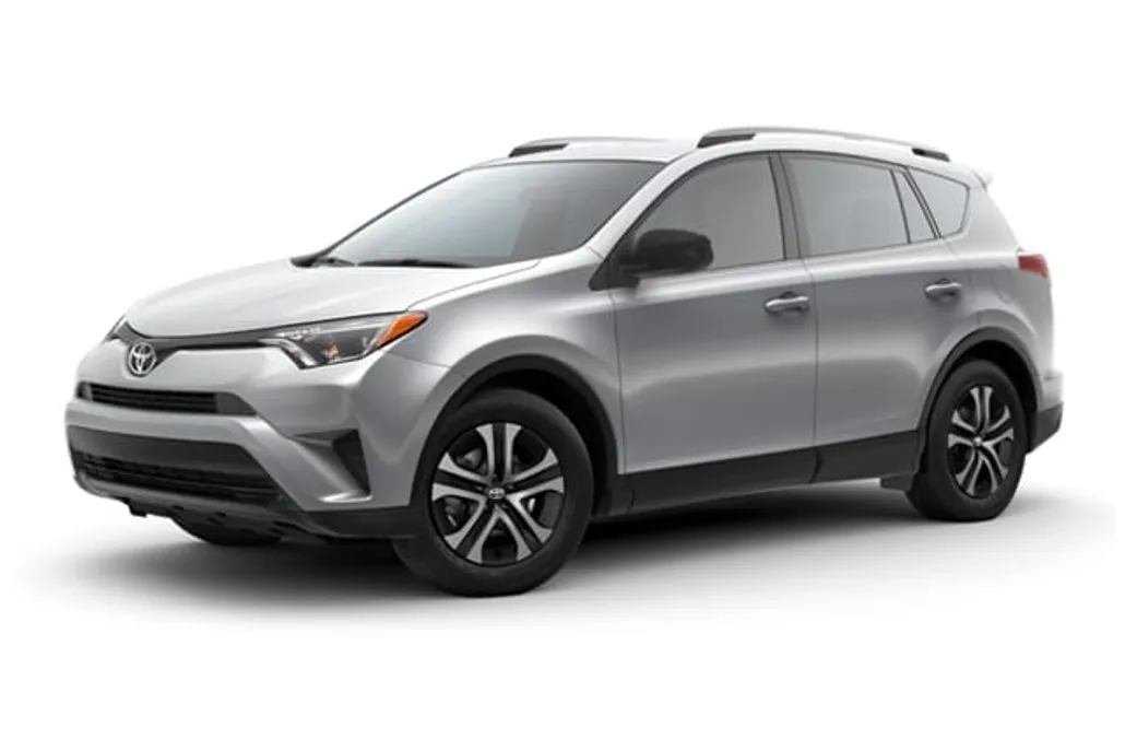 2016 Toyota RAV4 LE photo 1