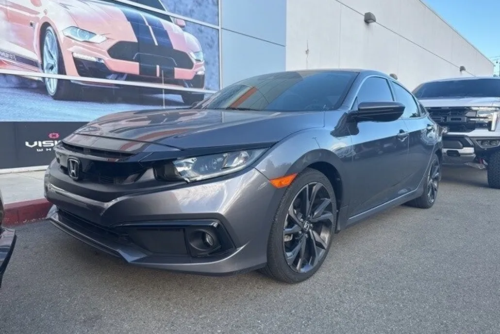 2020 Honda Civic Sport photo 1