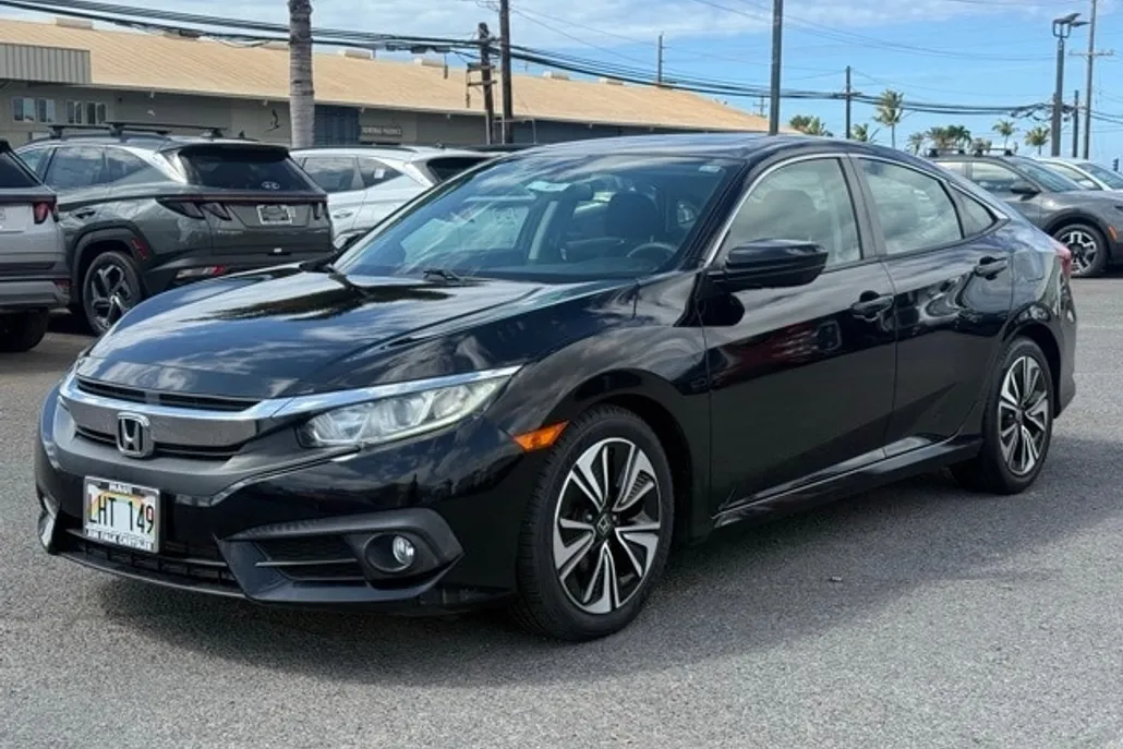 2017 Honda Civic EX-T photo 1
