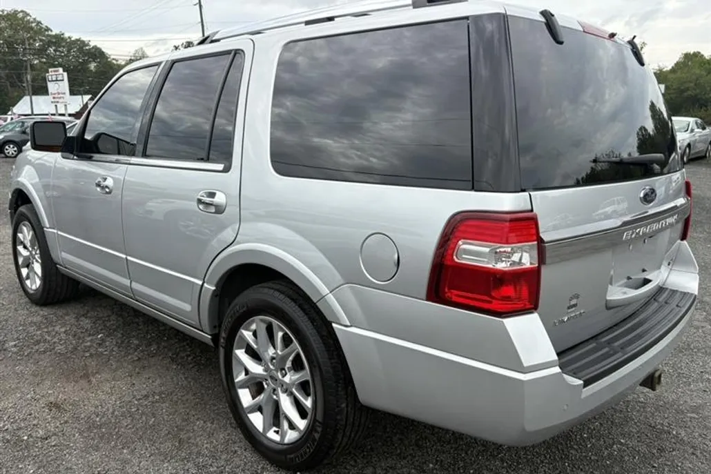 2017 Ford Expedition Limited photo 1