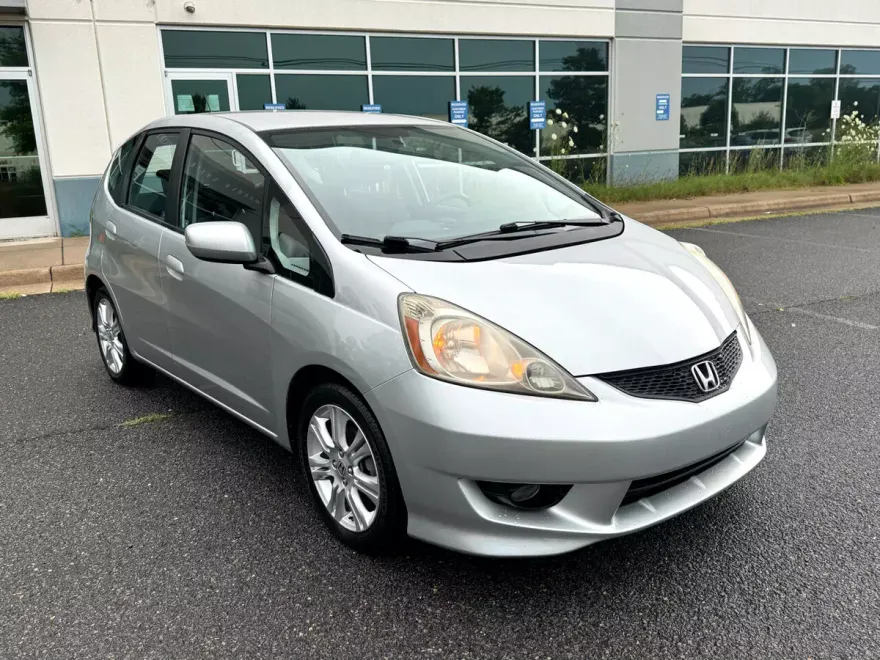2011 Honda Fit Sport photo 1