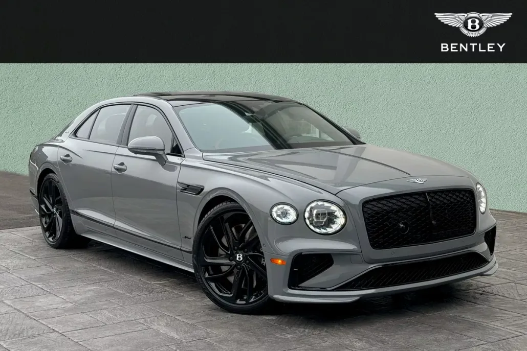 2025 Bentley Flying Spur Speed photo 1