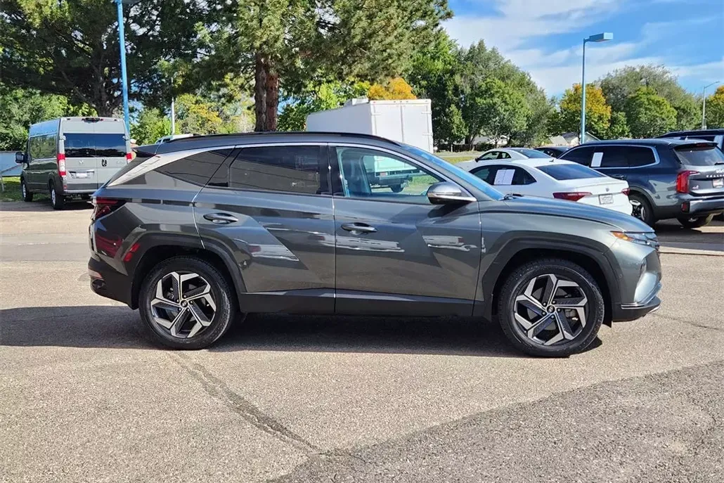 2022 Hyundai Tucson Limited photo 1