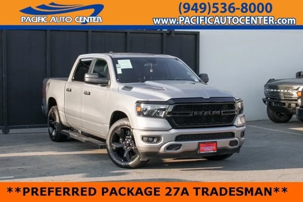 2024 Ram 1500 Tradesman photo 1