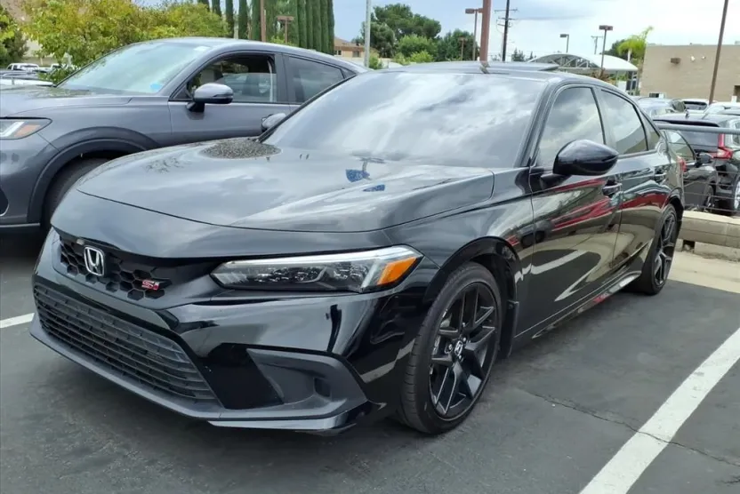 2022 Honda Civic Si photo 1