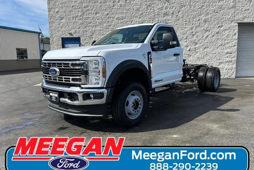 2026 Ford F-600 photo 1