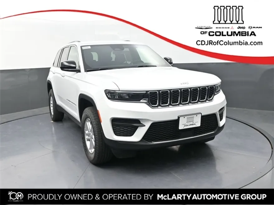 2025 Jeep Grand Cherokee Laredo photo 1