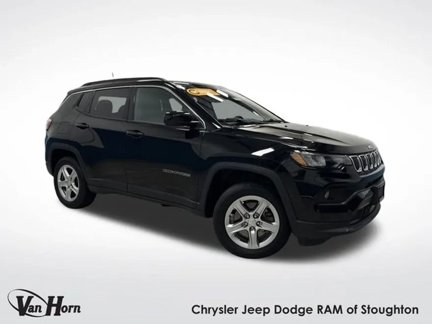 2023 Jeep Compass Latitude photo 1