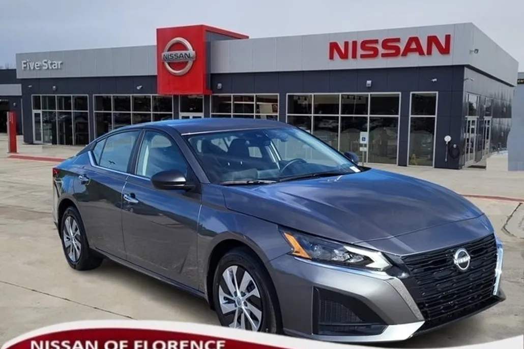 2025 Nissan Altima 2.5 S photo 1