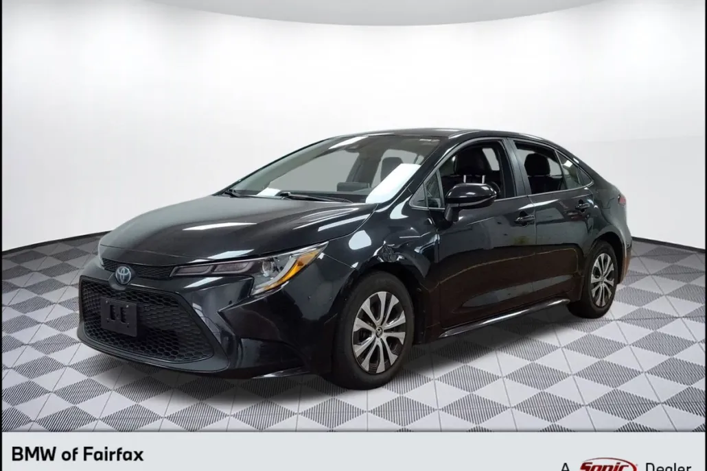 2022 Toyota Corolla Hybrid LE photo 1