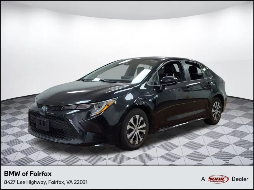 2022 Toyota Corolla Hybrid LE photo 1