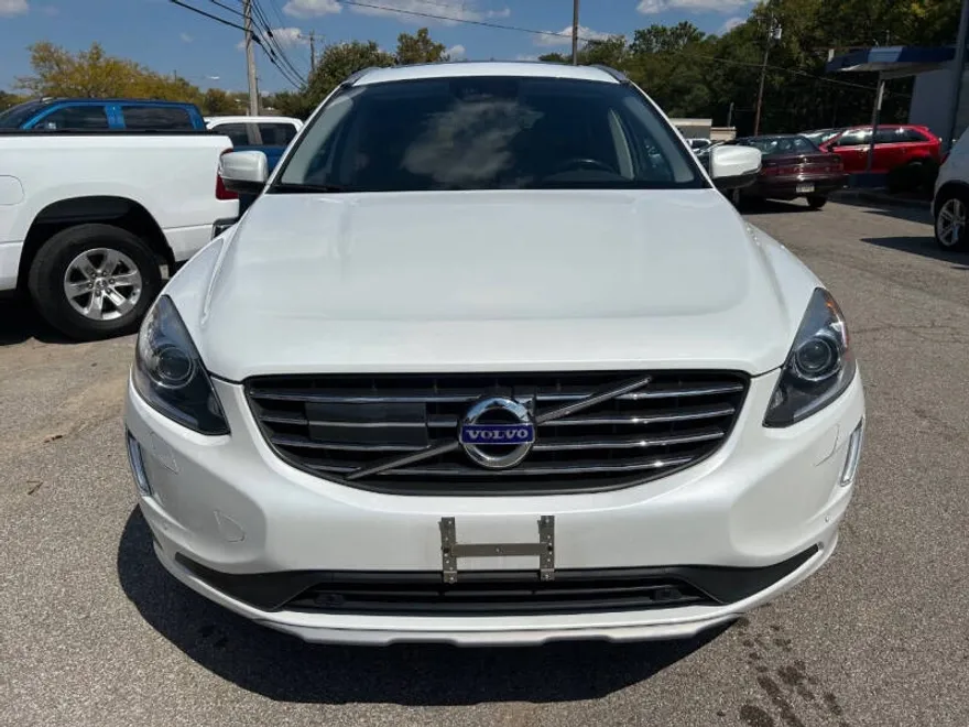 2017 Volvo XC60 T6 Inscription photo 1