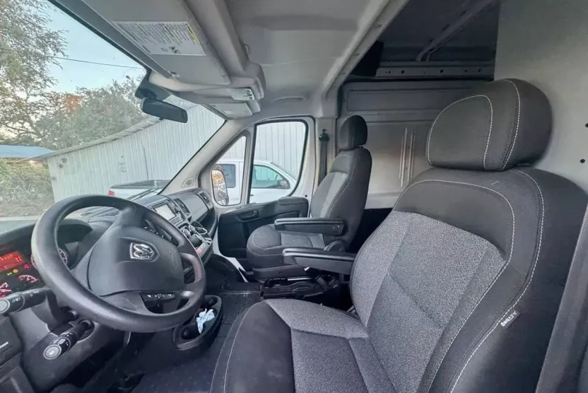 2014 Ram 2500 Tradesman photo 1
