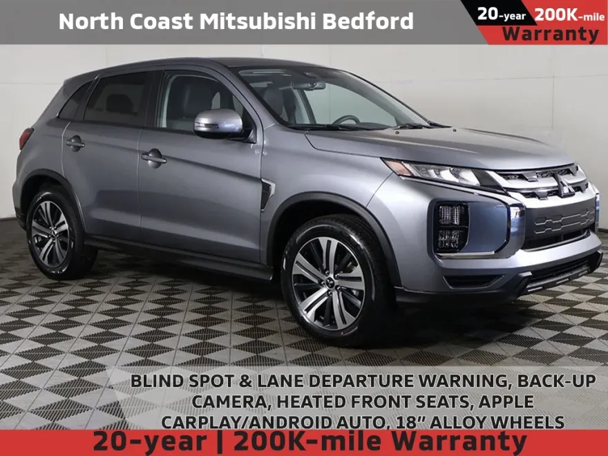 2025 Mitsubishi Outlander Sport SE photo 1
