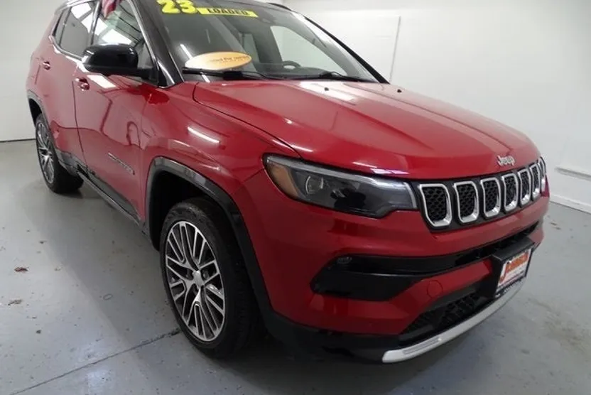 2023 Jeep Compass Limited photo 1
