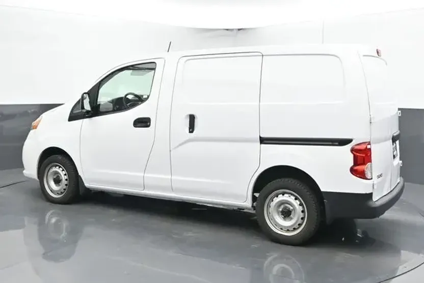 2021 Nissan NV200 S photo 1