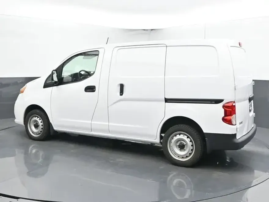 2021 Nissan NV200 S photo 1