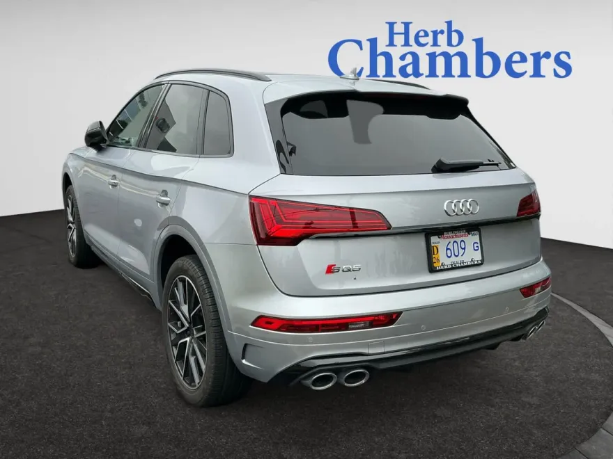 2024 Audi SQ5 Premium Plus photo 1