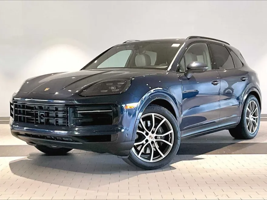 2025 Porsche Cayenne photo 1