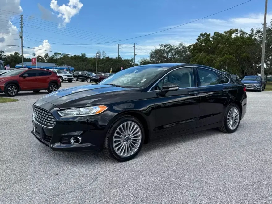 2016 Ford Fusion Titanium photo 1