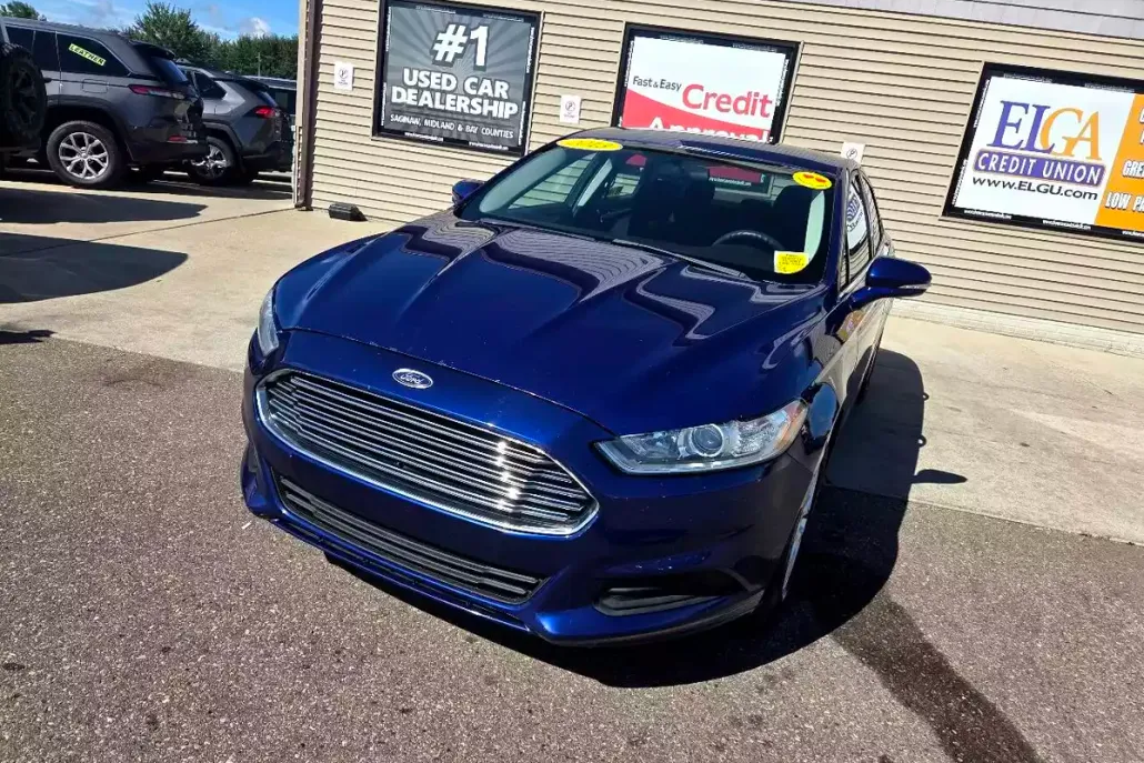2013 Ford Fusion SE photo 1