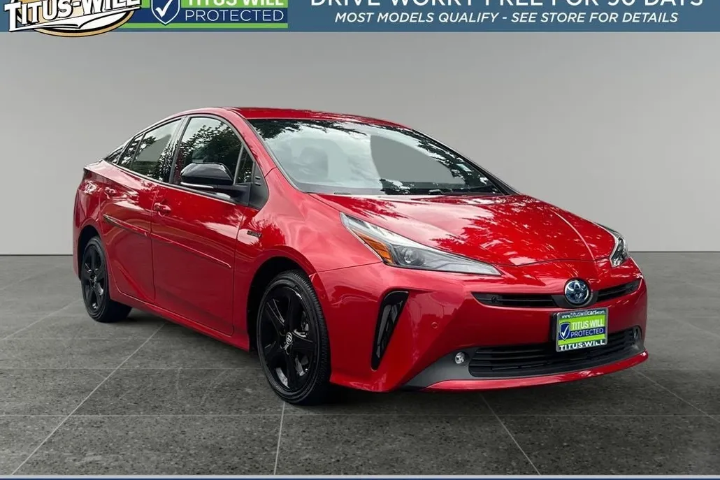 2021 Toyota Prius photo 1