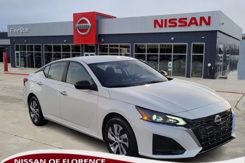 2025 Nissan Altima 2.5 S photo 1