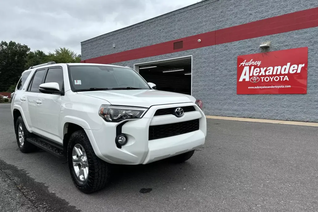 2019 Toyota 4Runner SR5 Premium photo 1