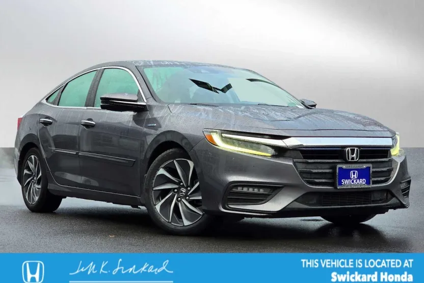 2019 Honda Insight Touring photo 1