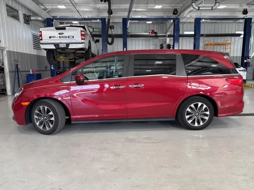2022 Honda Odyssey EX-L photo 1