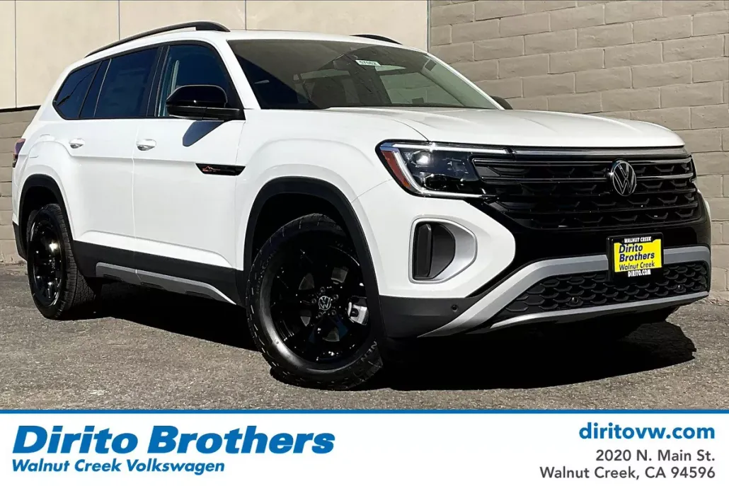 2025 Volkswagen Atlas Peak Edition SE photo 1