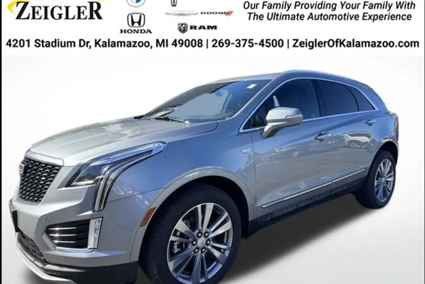 2025 Cadillac XT5 Premium Luxury photo 1