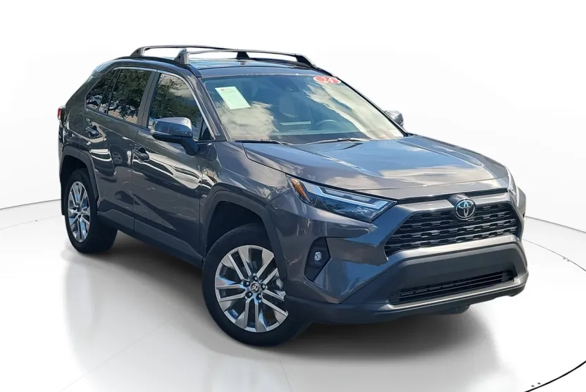 2024 Toyota RAV4 XLE Premium photo 1