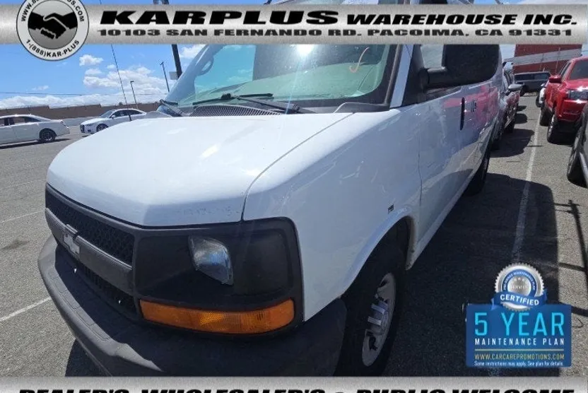 2015 Chevrolet Express Cargo Van 2500 photo 1