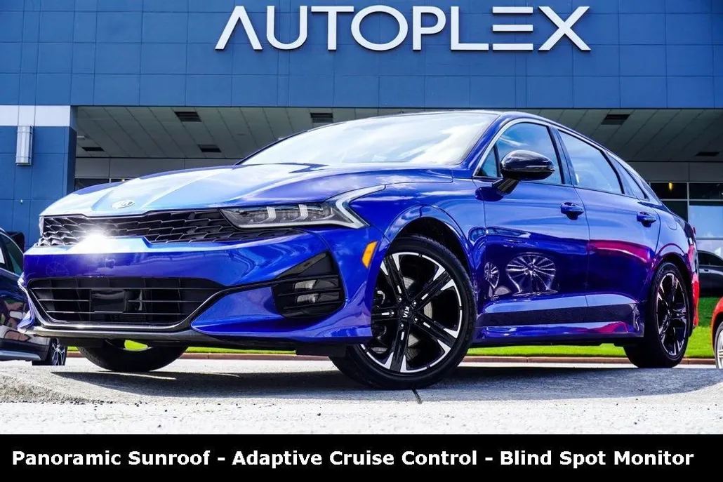2021 Kia K5 GT-Line photo 1