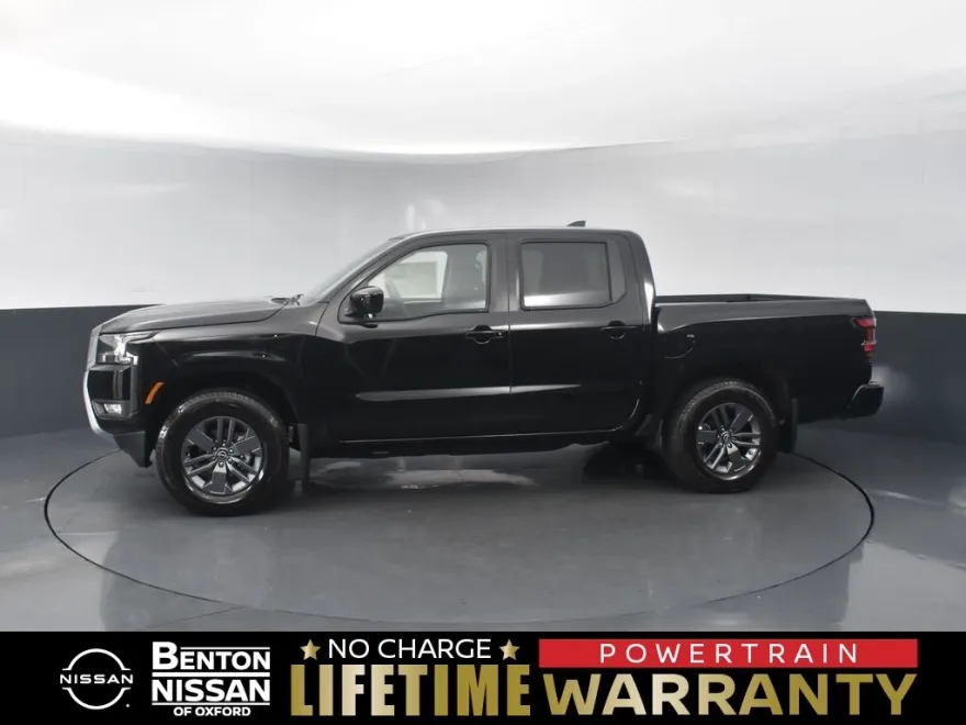 2025 Nissan Frontier SV photo 1