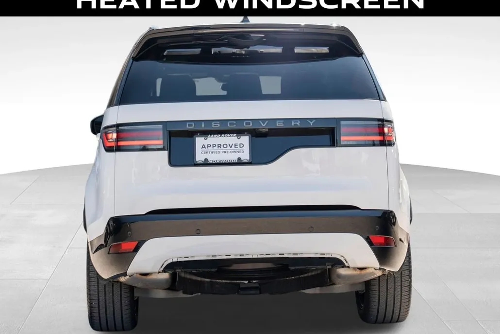 2024 Land Rover Discovery SE photo 1