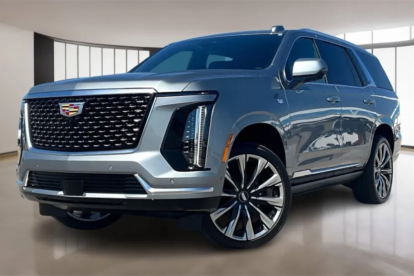 2026 Cadillac Escalade Luxury photo 1