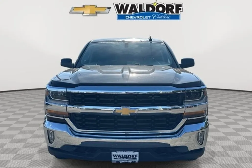 2018 Chevrolet Silverado 1500 LT photo 1