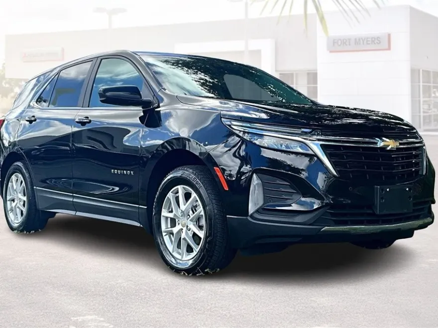 2024 Chevrolet Equinox photo 1