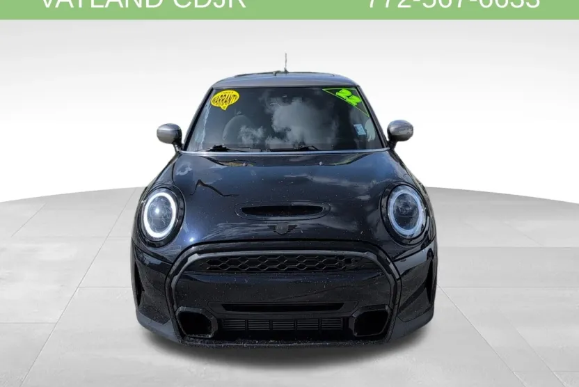 2022 Mini Cooper S Iconic photo 1