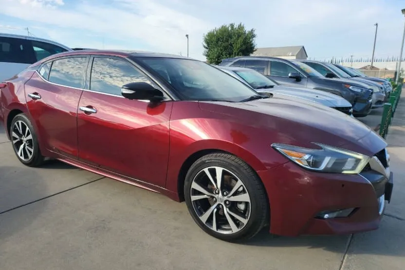 2016 Nissan Maxima Platinum photo 1
