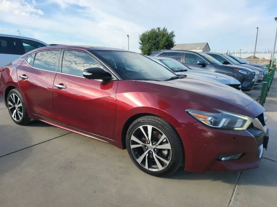 2016 Nissan Maxima Platinum photo 1