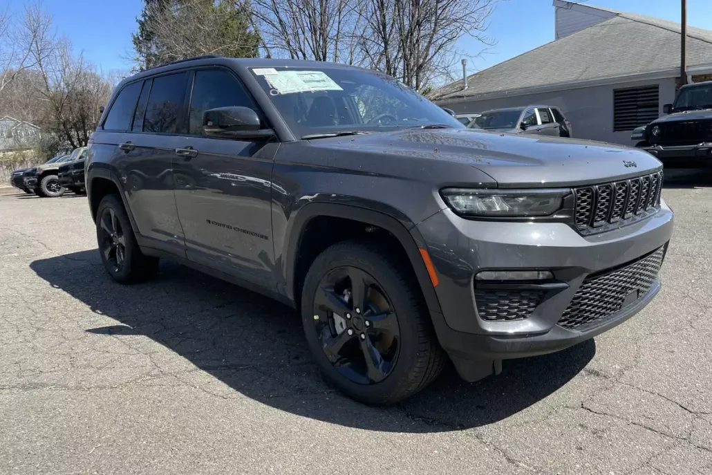 2025 Jeep Grand Cherokee Limited photo 1