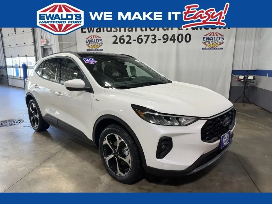 2025 Ford Escape Hybrid ST-Line Select photo 1